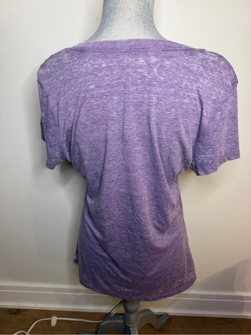 Disney Purple Mickey Mouse Walt Disney World Graphic Tee, women’s L - Picture 2 of 7